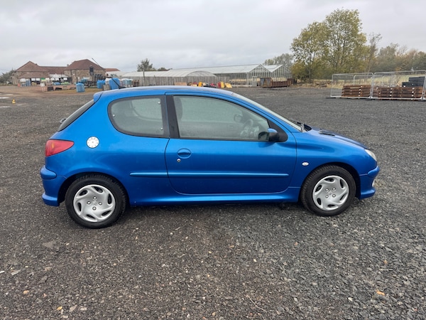 Used Peugeot 206 2009 for sale - 76231509: Photo 7