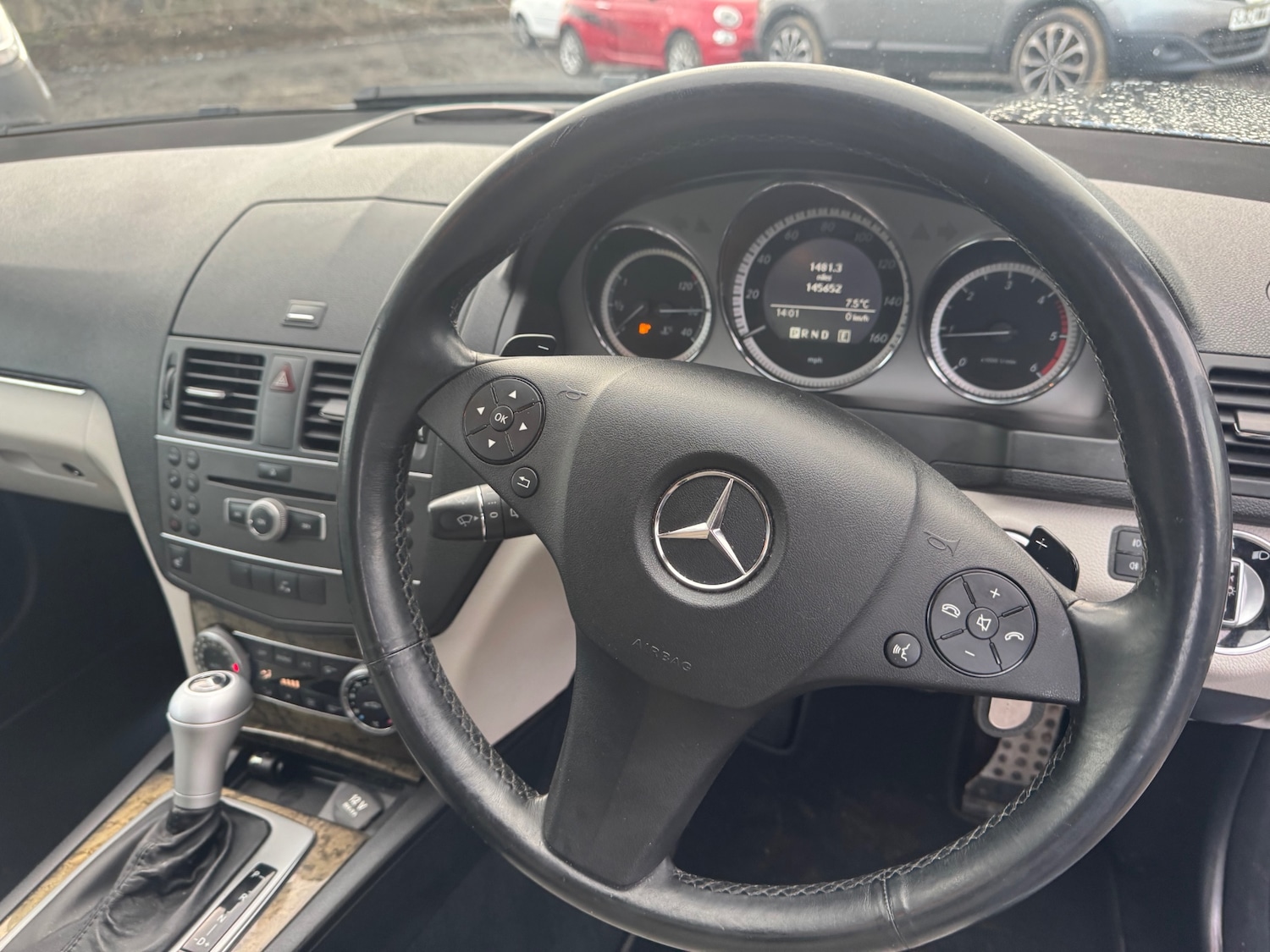 Used Mercedes-Benz C Class 2011 for sale - 77261183: Photo 11