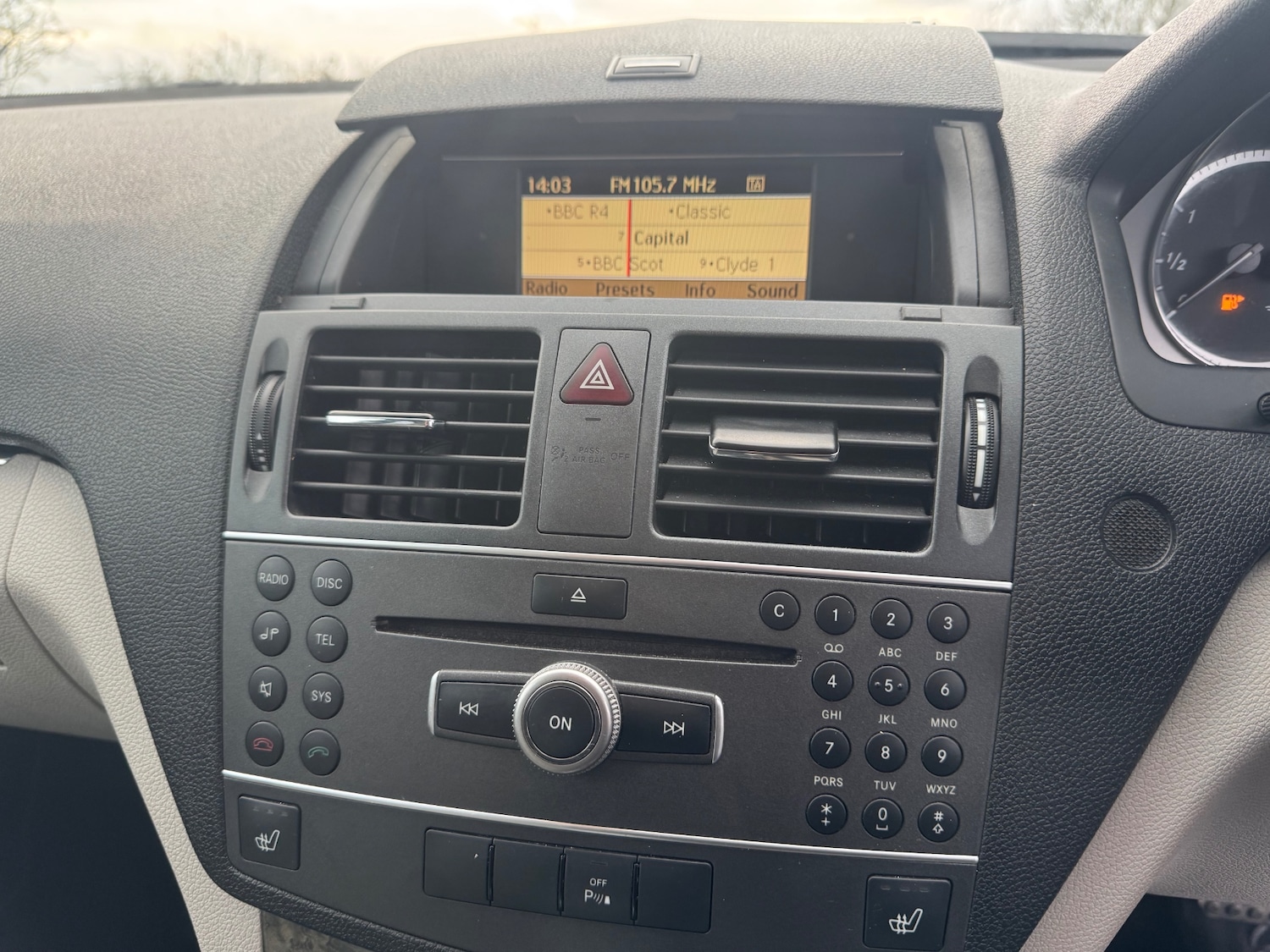 Used Mercedes-Benz C Class 2011 for sale - 77261183: Photo 14