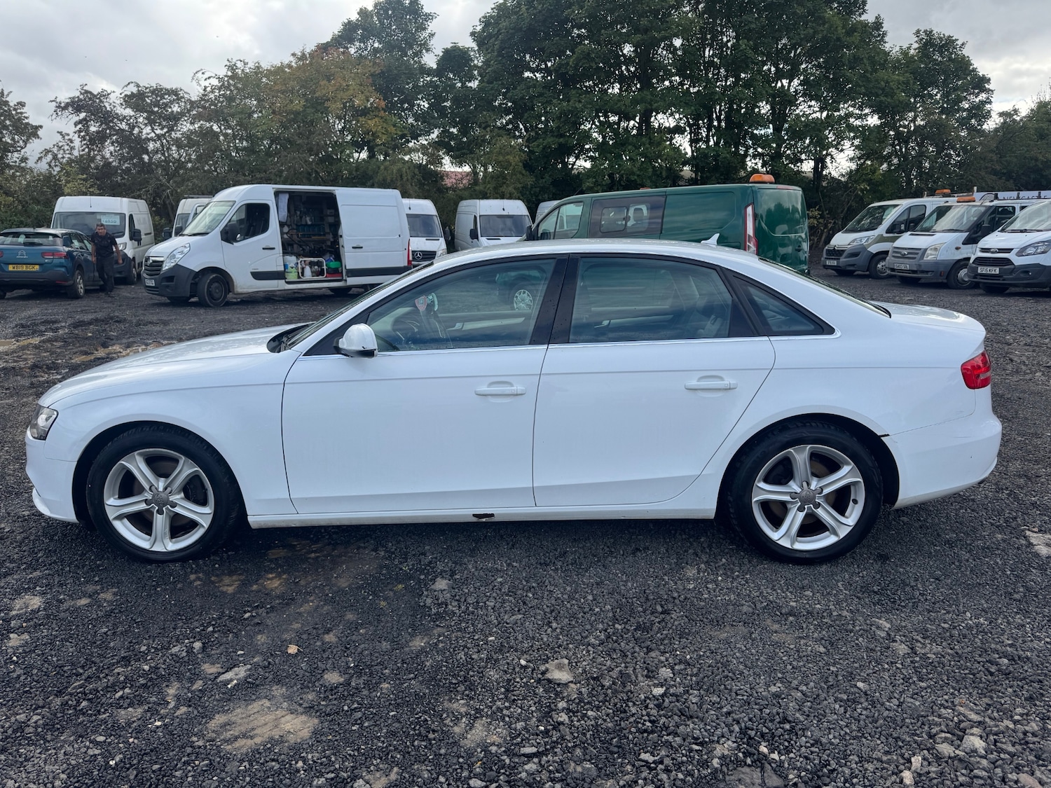Used Audi A4 2013 for sale - 76064851: Photo 6
