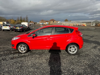 Used Ford Fiesta 2013 for sale - 76422426: Photo