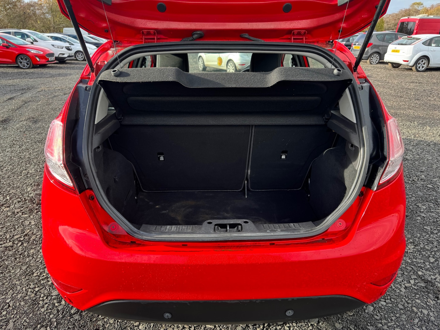 Used Ford Fiesta 2013 for sale - 76422426: Photo 8