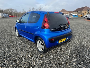 Used Peugeot 107 2013 for sale - 77921768: Photo