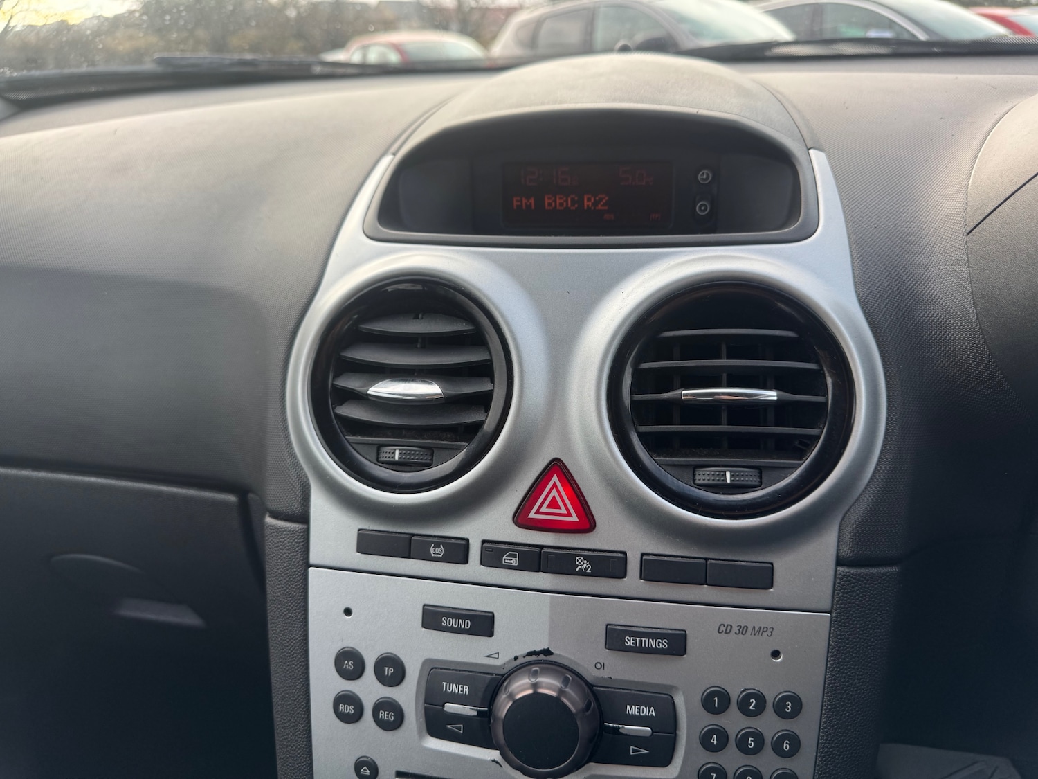 Used Vauxhall Corsa 2014 for sale - 77271931: Photo 12