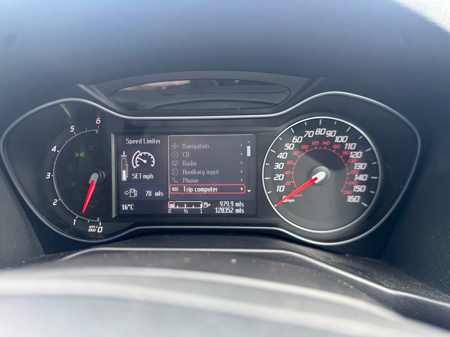 Used Ford Mondeo 2013 for sale - 76725459: Photo 14