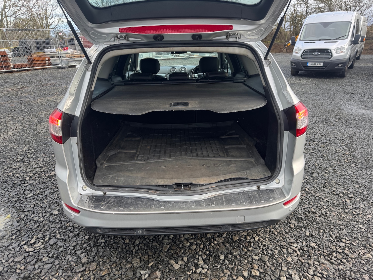 Used Ford Mondeo 2013 for sale - 76725459: Photo 8