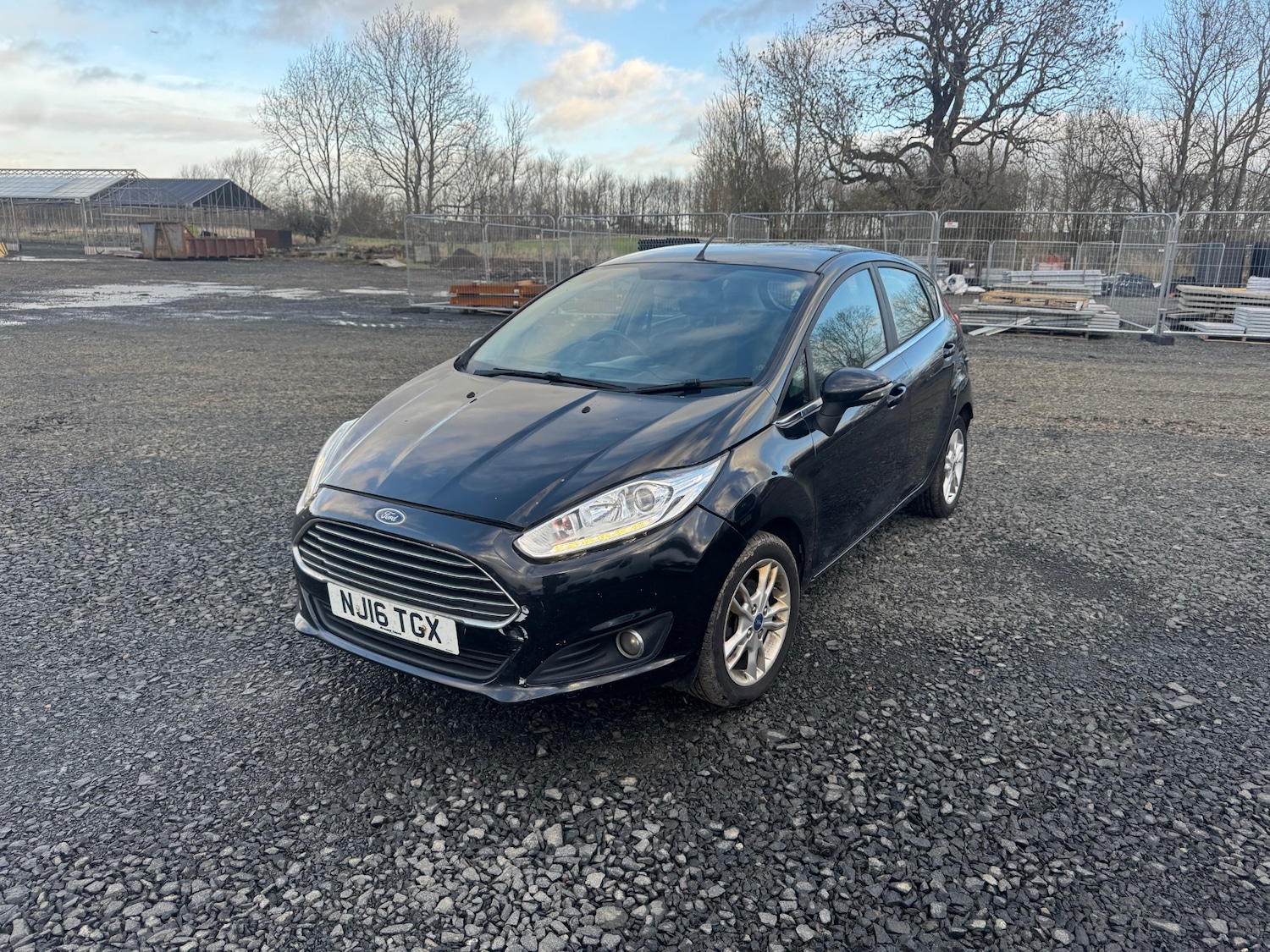 Used Ford Fiesta 2016 for sale - 76895284: Photo 2