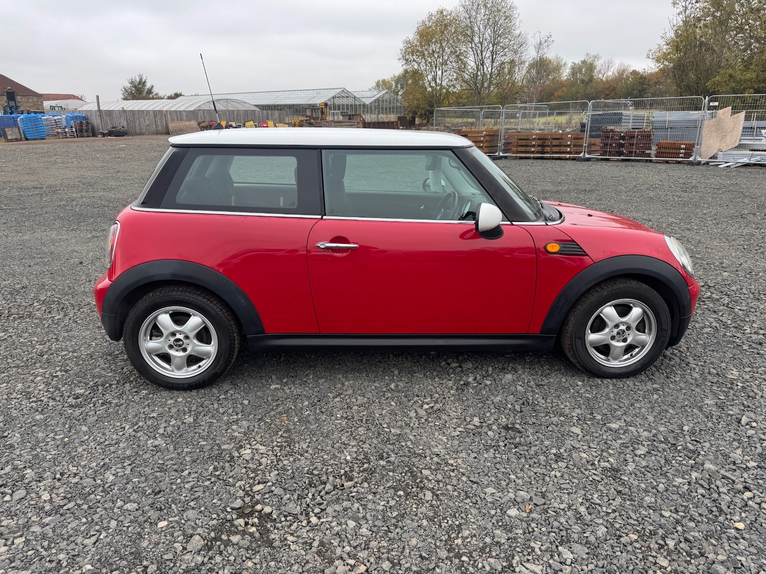 Used MINI Hatch 2009 for sale - 76418672: Photo 7