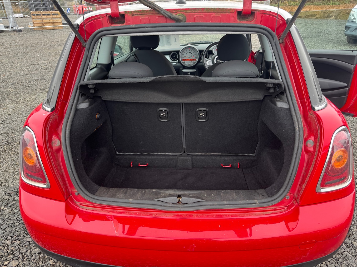 Used MINI Hatch 2009 for sale - 76418672: Photo 8