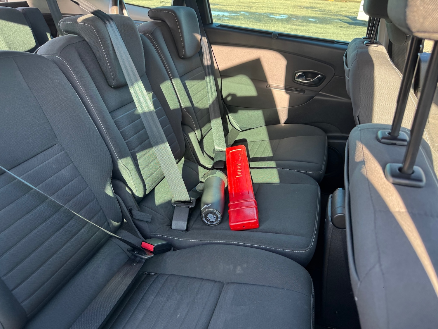 Used Renault Grand Scenic 2016 for sale - 76418663: Photo 9