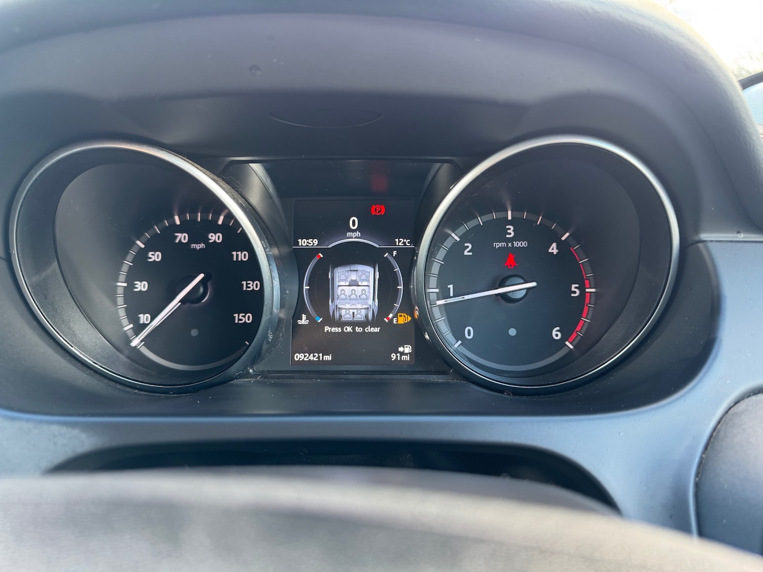 Used Land Rover Discovery Sport 2017 for sale - 76541485: Photo 15