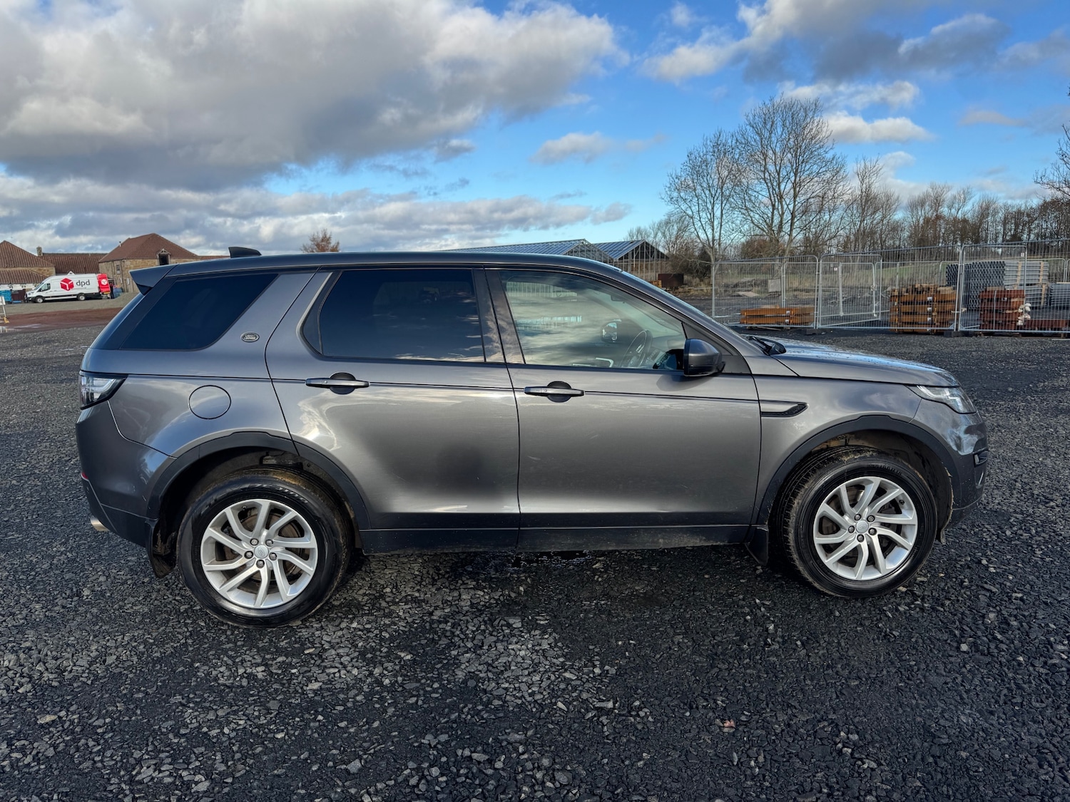 Used Land Rover Discovery Sport 2017 for sale - 76541485: Photo 7