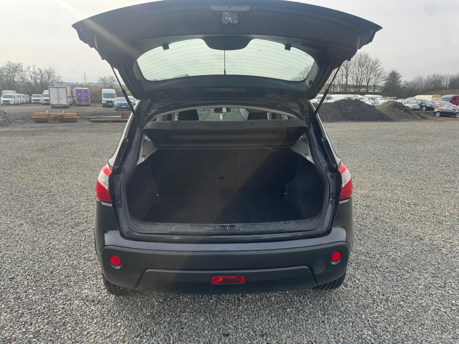 Used Nissan Qashqai 2012 for sale - 77758853: Photo 14