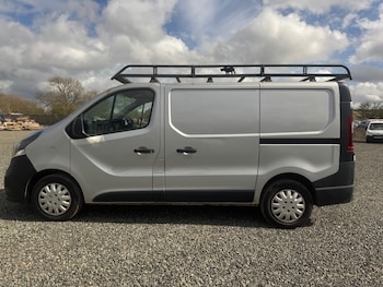 Used Vauxhall Vivaro 2015 for sale - 78290005: Photo