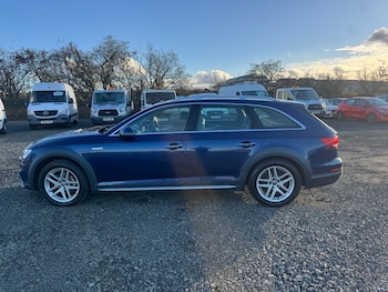Used Audi A4 Allroad 2017 for sale - 76418651: Photo