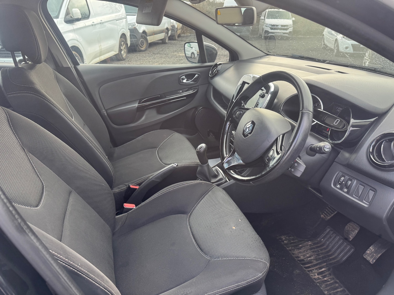 Used Renault Clio 2014 for sale - 77336320: Photo 10