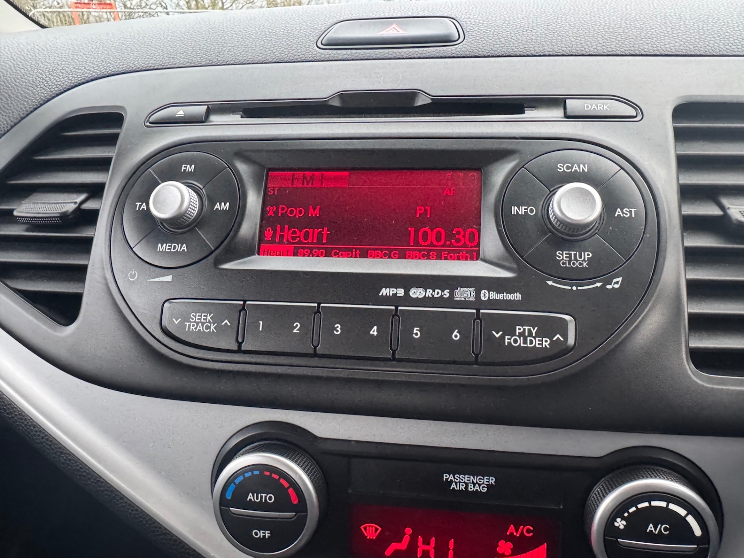 Used Kia Rio 2014 for sale - 76707627: Photo 10