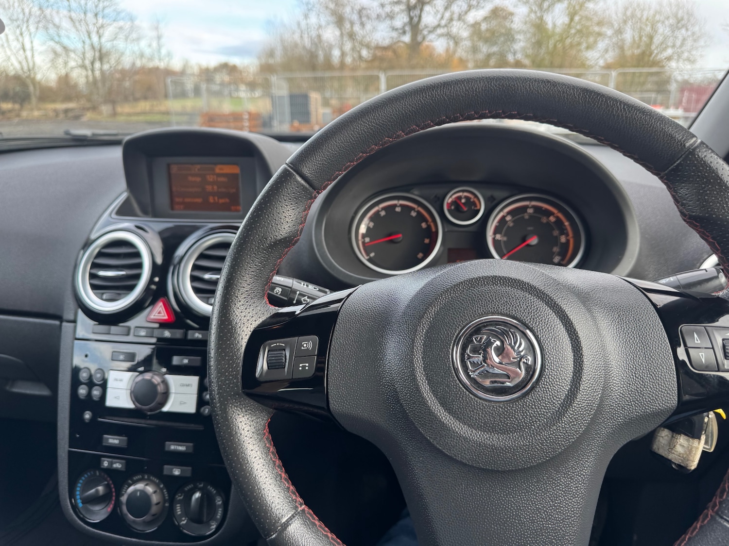 Used Vauxhall Corsa 2011 for sale - 76480062: Photo 11