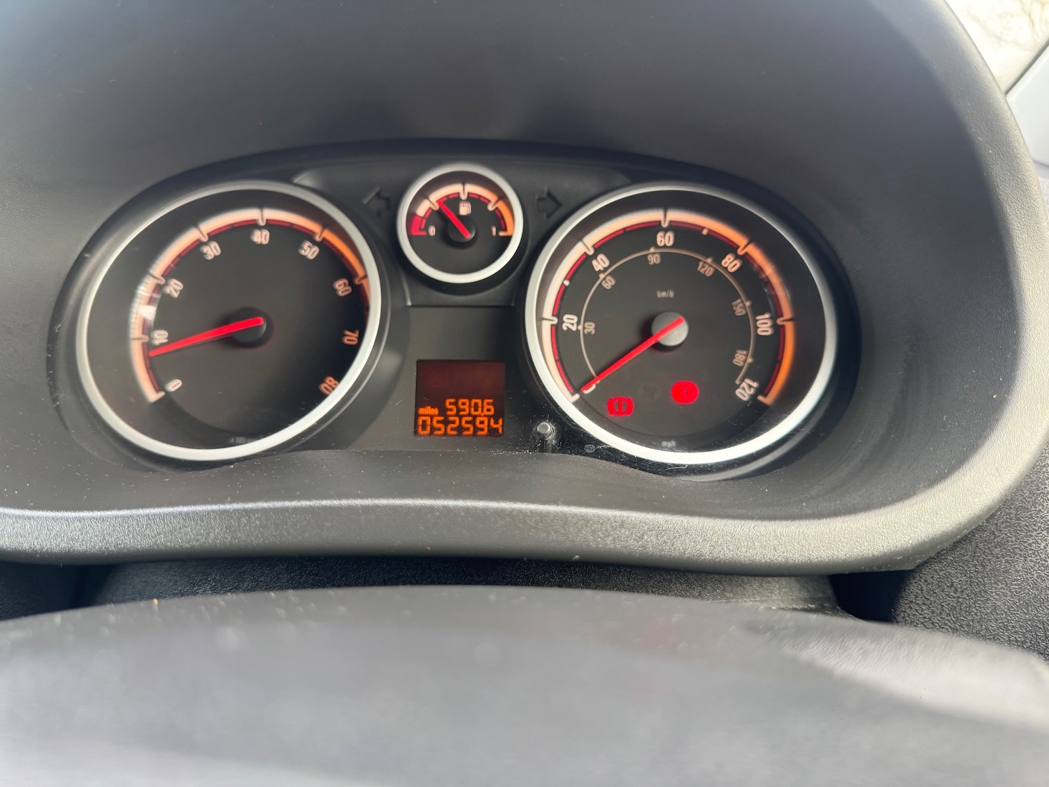 Used Vauxhall Corsa 2011 for sale - 76480062: Photo 12