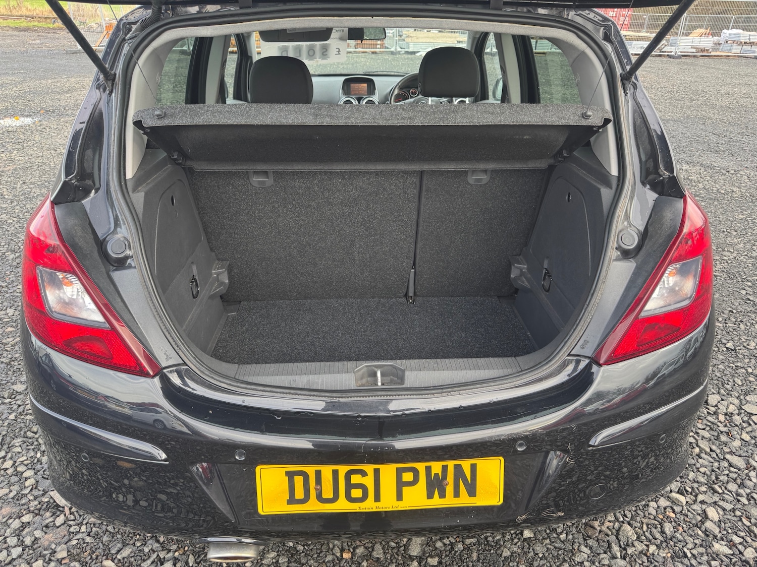 Used Vauxhall Corsa 2011 for sale - 76480062: Photo 8