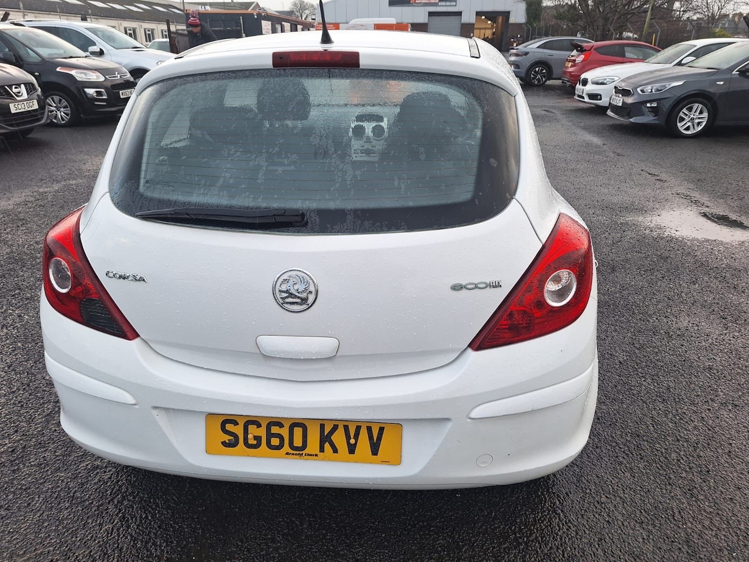 Used Vauxhall Corsa 2010 for sale - 76892373: Photo 3