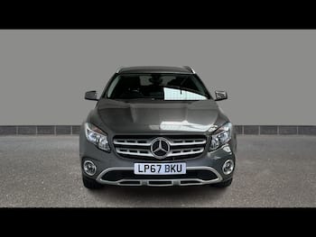 Used Mercedes-Benz GLA 2018 for sale - 79739427: Photo
