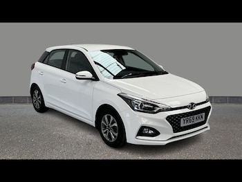 Used Hyundai i20 2019 for sale - 79473931: Photo