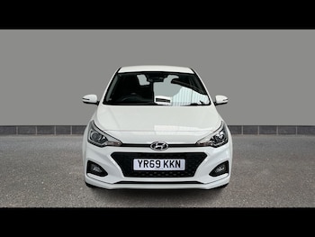 Used Hyundai i20 2019 for sale - 79473931: Photo