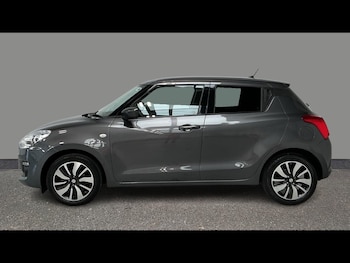 Used Suzuki Swift 2020 for sale - 79271286: Photo