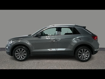 Used Volkswagen T-Roc 2018 for sale - 79366915: Photo