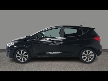 Used Ford Fiesta 2017 for sale - 78981109: Photo