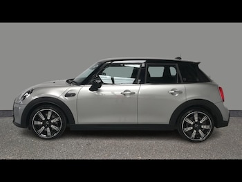 Used MINI Hatch 2023 for sale - 79090850: Photo