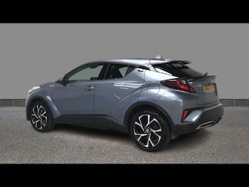 Used Toyota C-HR 2019 for sale - 79234449: Photo