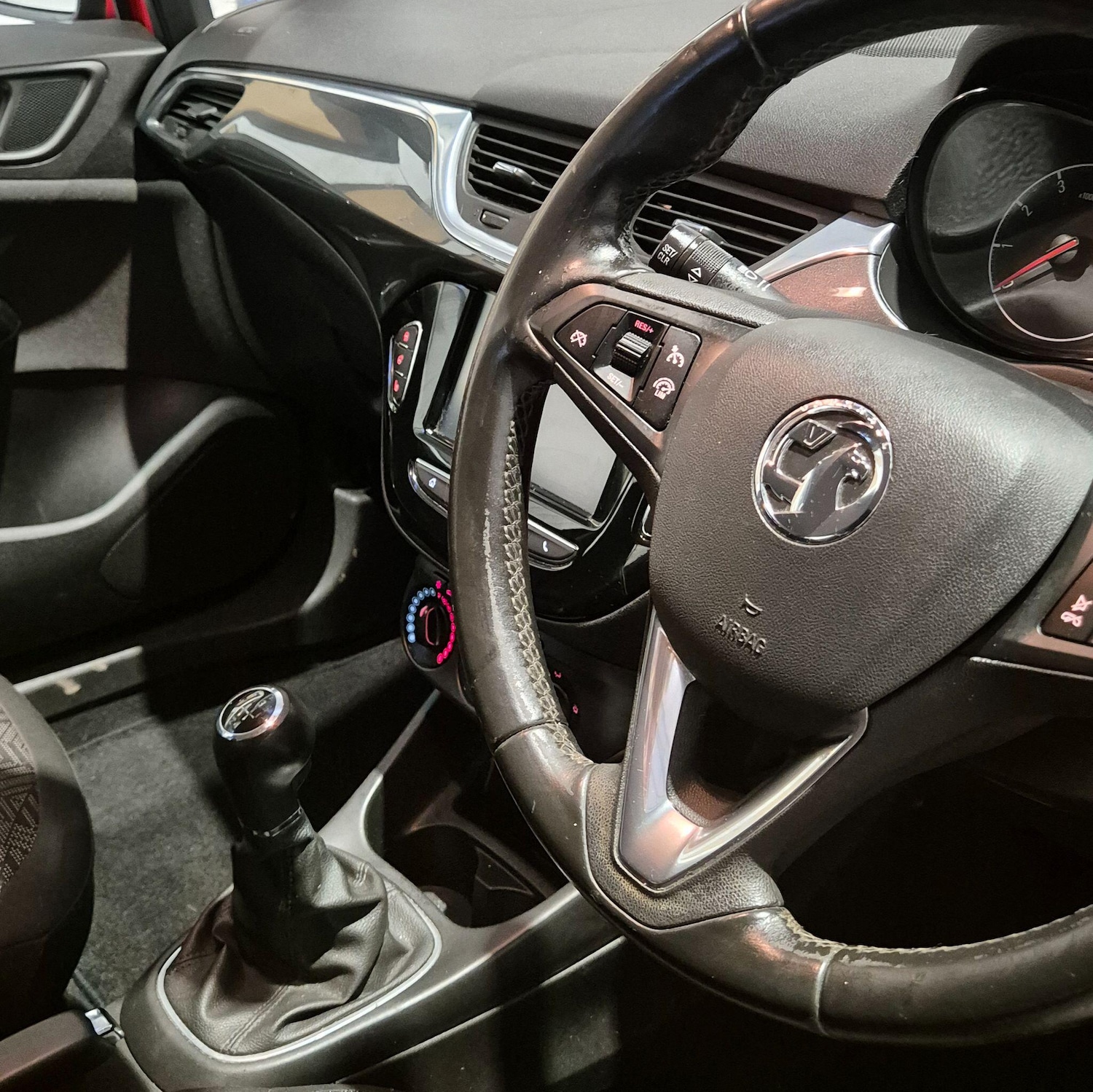 Used Vauxhall Corsa 2018 for sale - 76865332: Photo 26