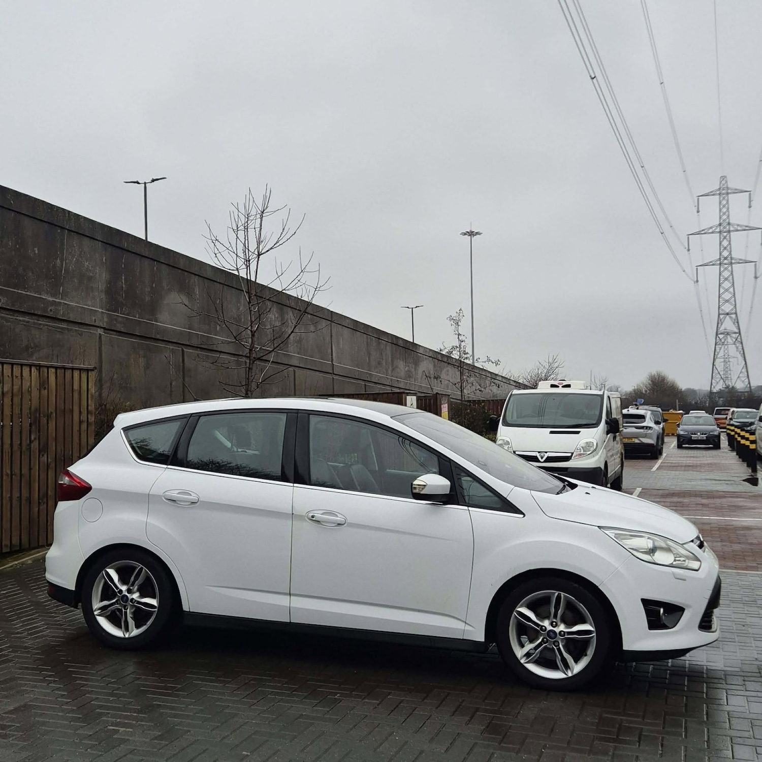 Used Ford C-Max 2014 for sale - 77532286: Photo 6