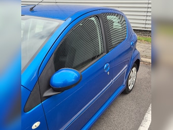 Used Toyota AYGO 2010 for sale - 79580873: Photo