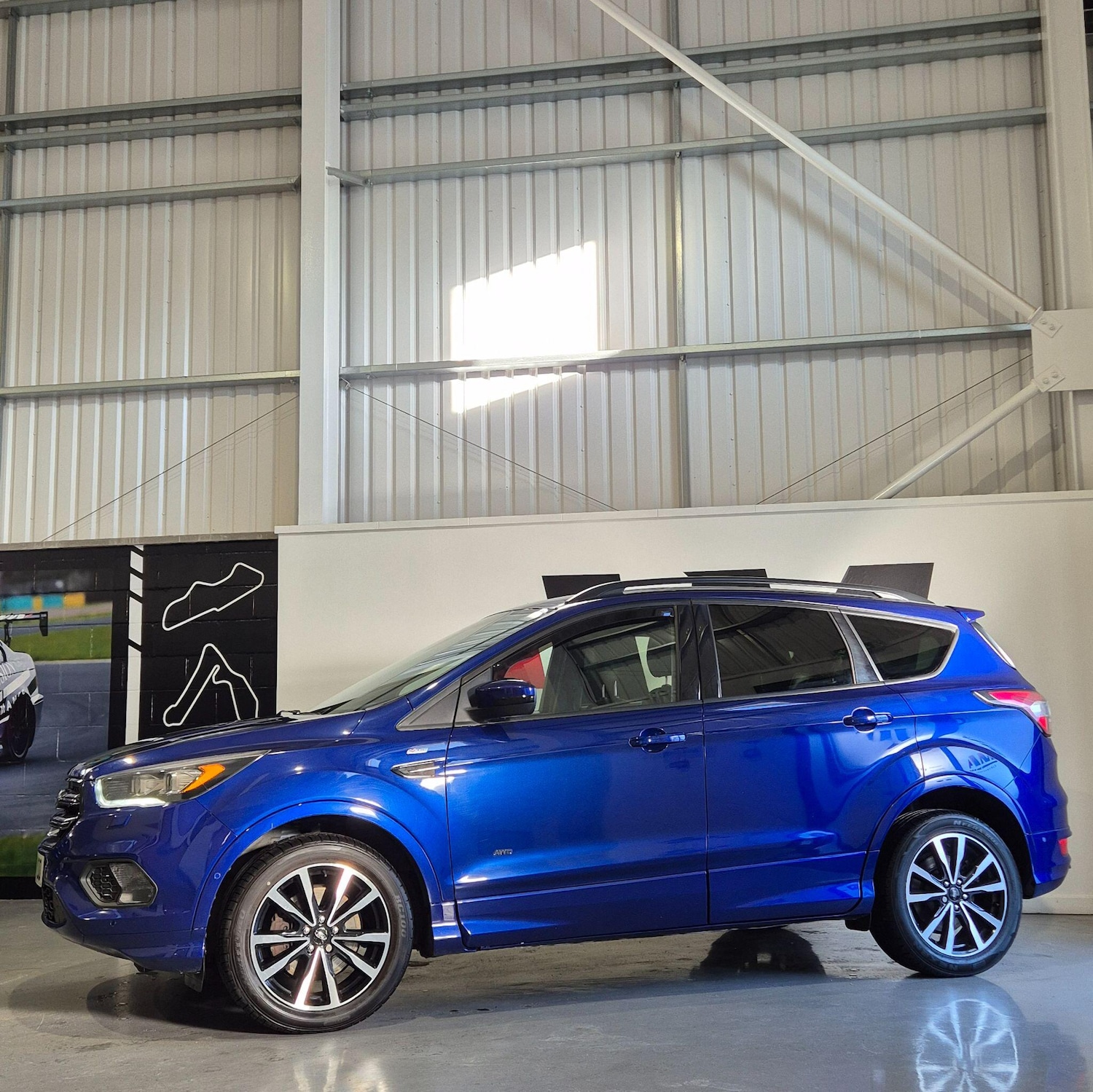 Used Ford Kuga 2017 for sale - 77108842: Photo 3