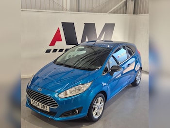 2014 (64) - 1.25 82 Zetec 3dr