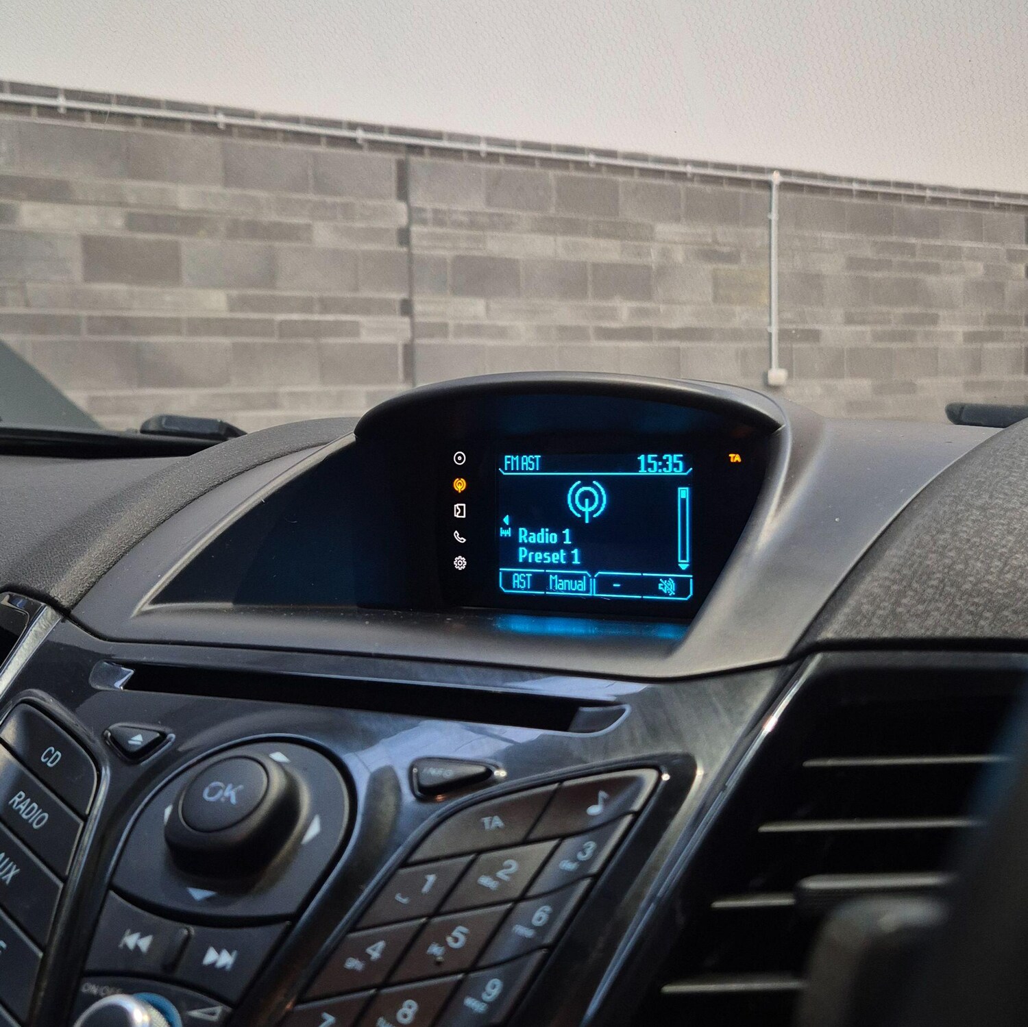 Used Ford Fiesta 2014 for sale - 76660592: Photo 33