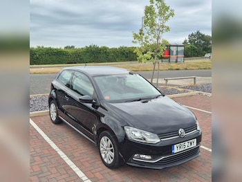 Used Volkswagen Polo 2015 for sale - 78973809: Photo