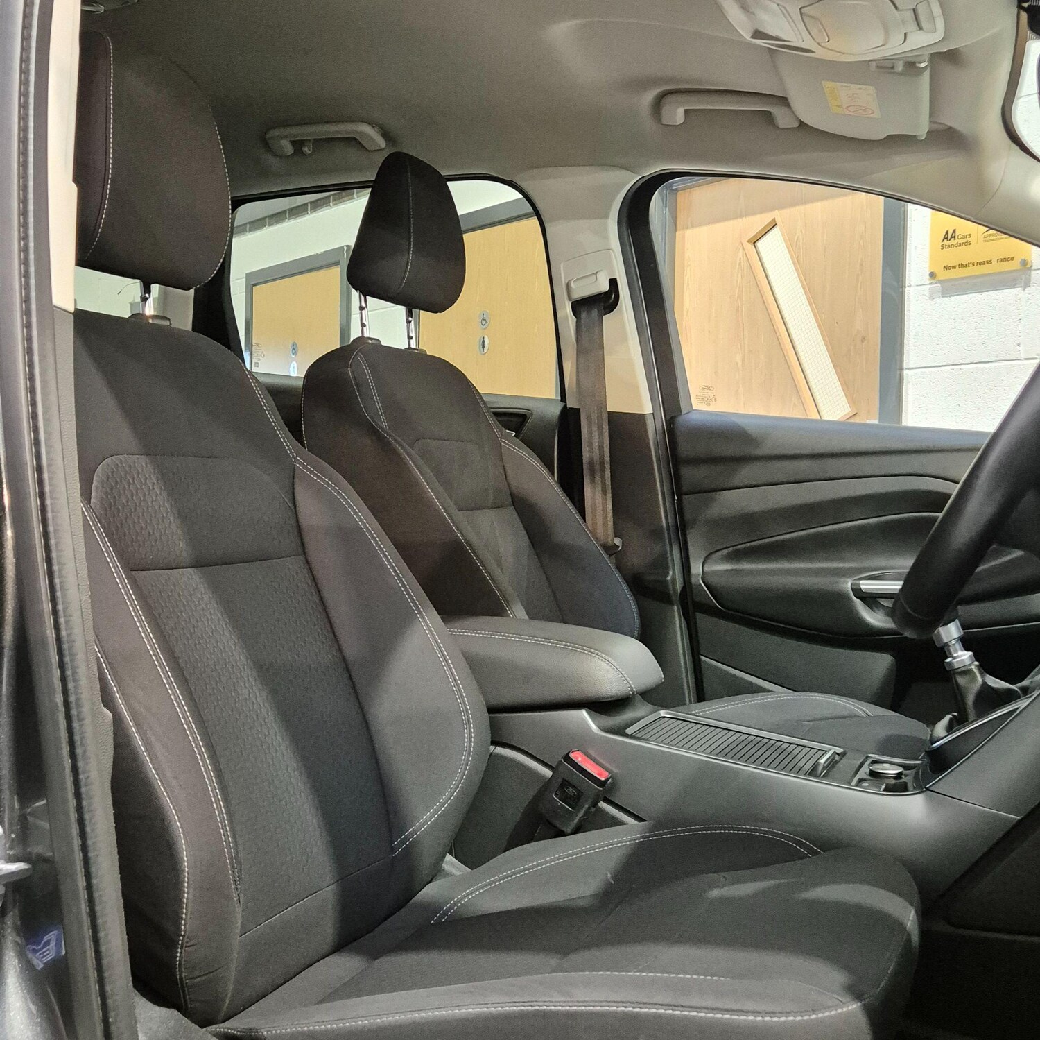 Used Ford Kuga 2018 for sale - 76660596: Photo 27