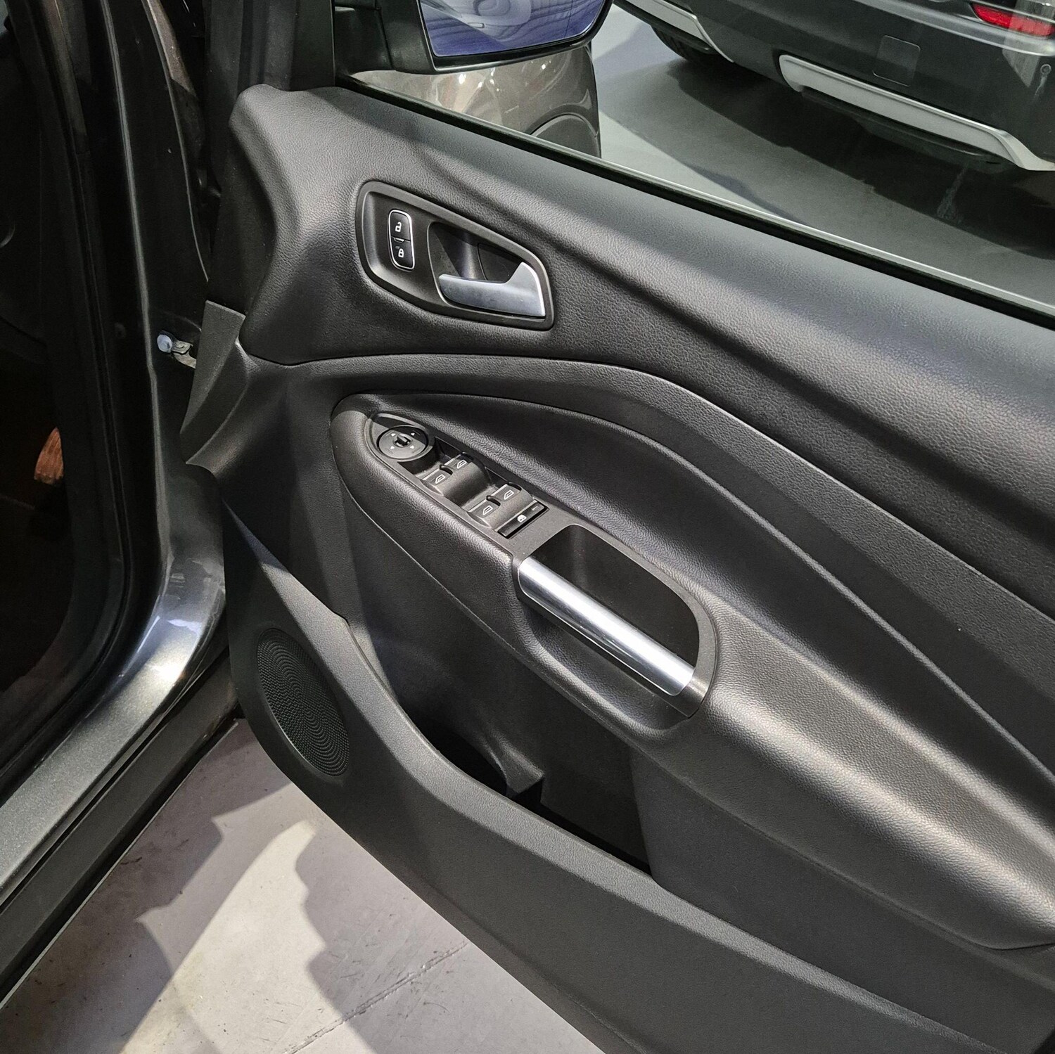 Used Ford Kuga 2018 for sale - 76660596: Photo 28