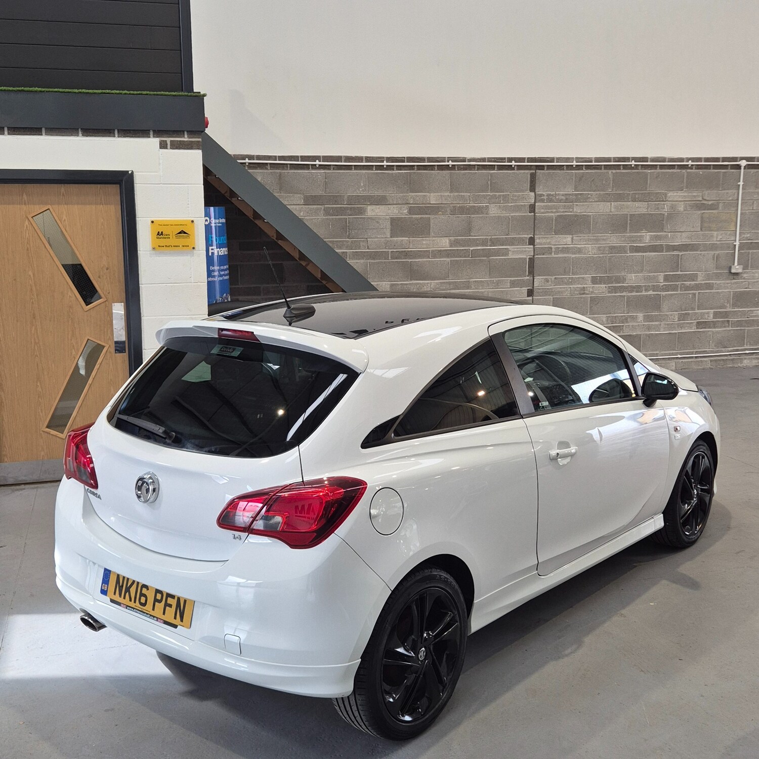 Used Vauxhall Corsa 2016 for sale - 78091621: Photo 10