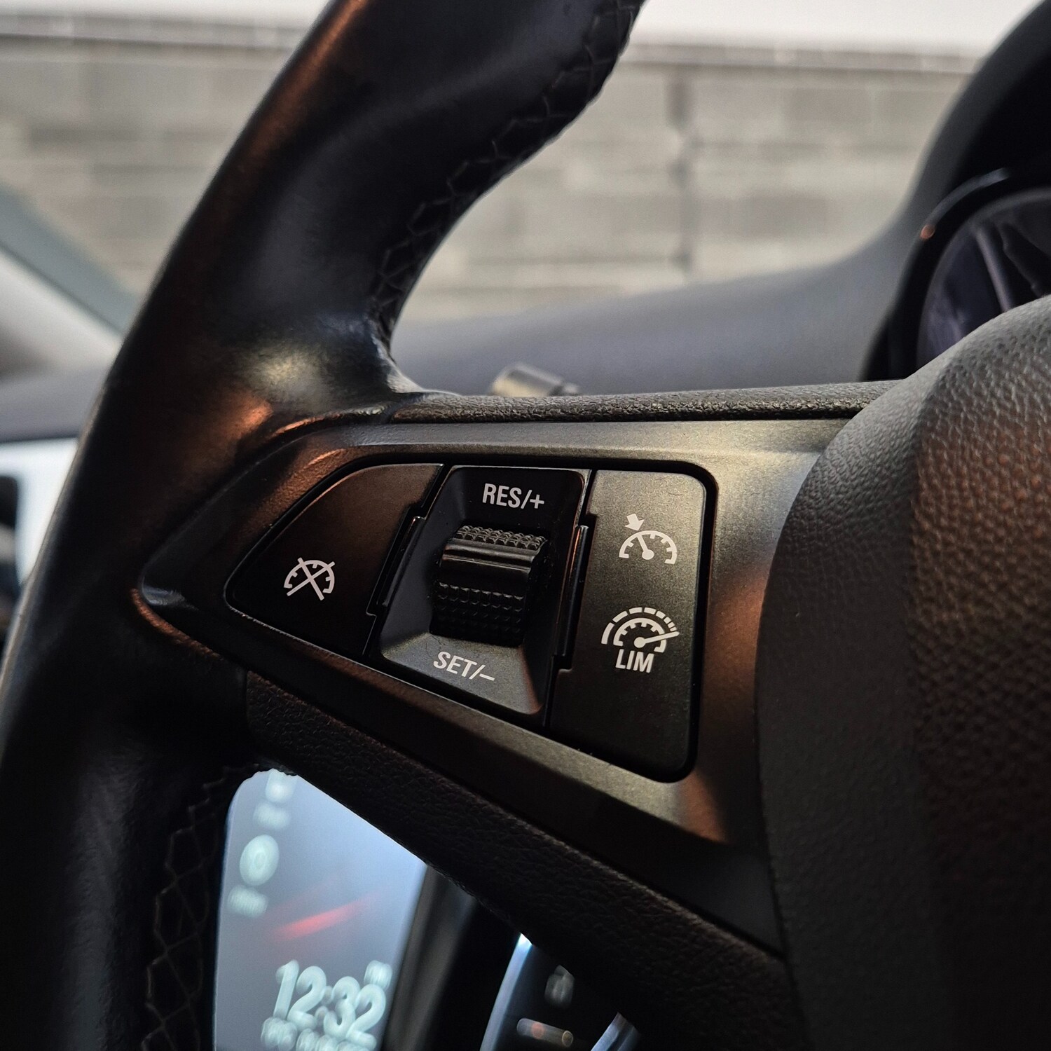 Used Vauxhall Corsa 2016 for sale - 78091621: Photo 21