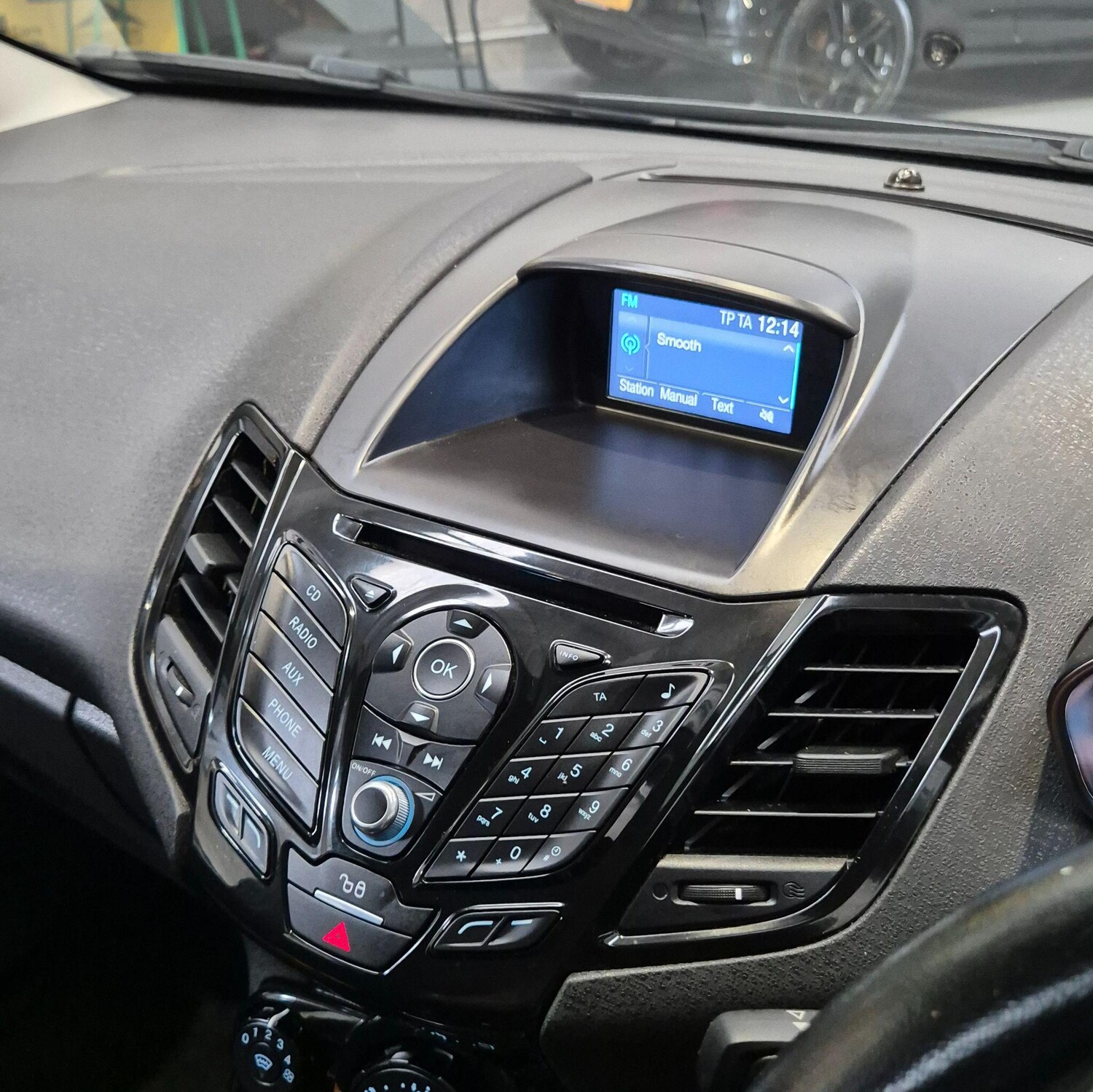 Used Ford Fiesta 2017 for sale - 76660591: Photo 31