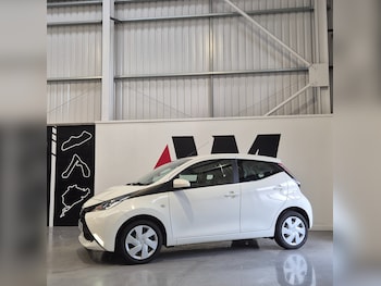 Used Toyota AYGO 2017 for sale - 78618076: Photo