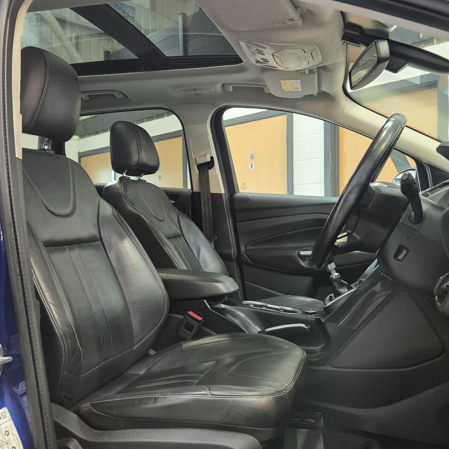 Used Ford Kuga 2015 for sale - 76660593: Photo 32