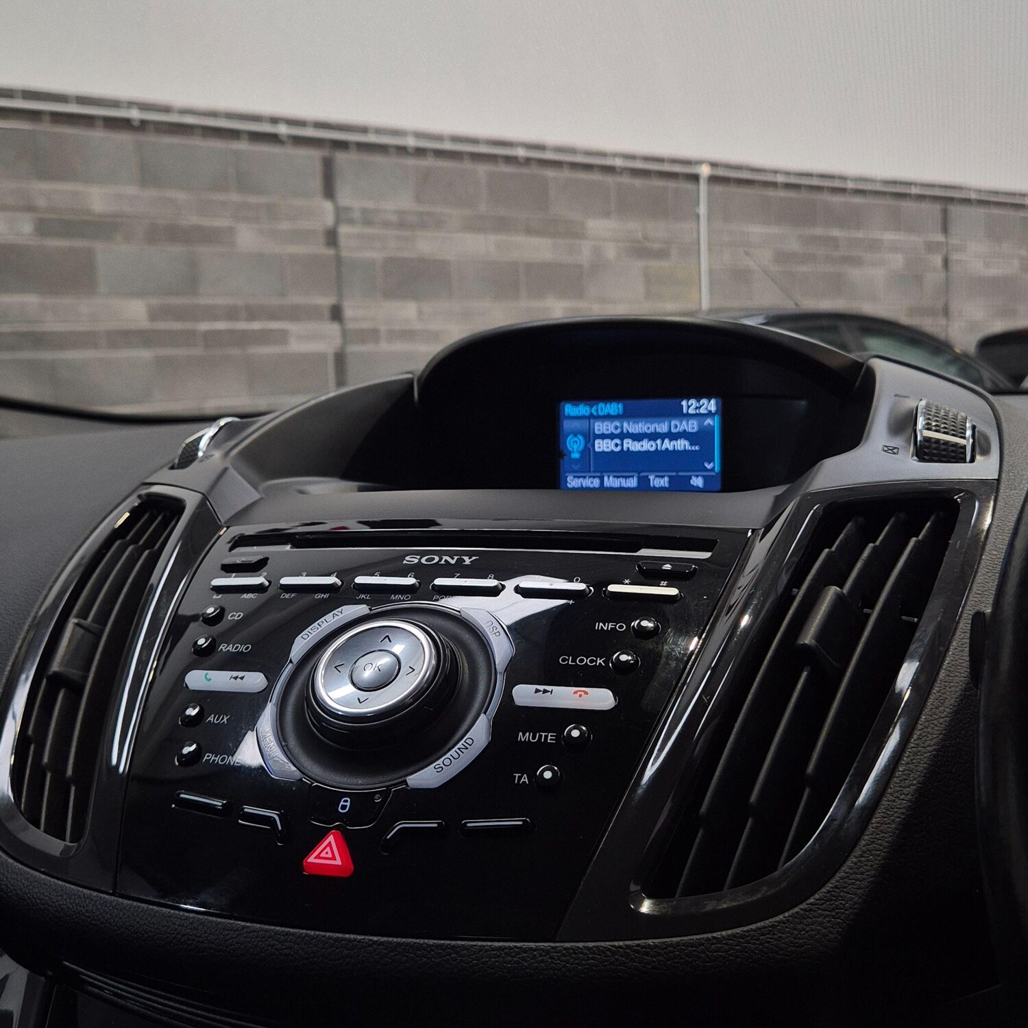 Used Ford Kuga 2015 for sale - 76660593: Photo 37