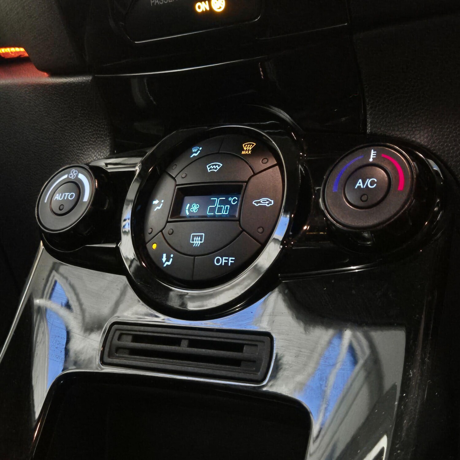 Used Ford Fiesta 2015 for sale - 76660594: Photo 36