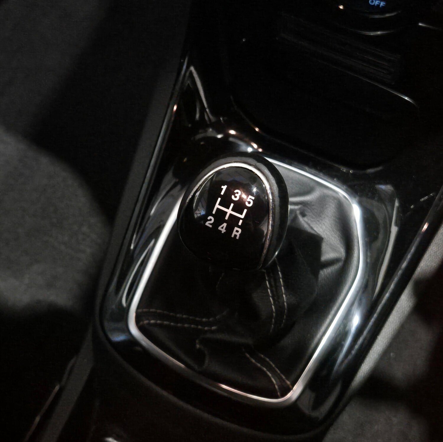 Used Ford Fiesta 2015 for sale - 76660594: Photo 37